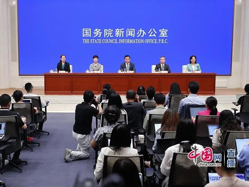 国新办就【高质量完成“十四五”规划系列主题新闻发布会】介绍 “十四五”时期卫生健康工作发展成就有关情况举行新闻发布会 （文字实录）