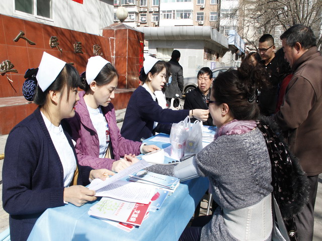 2017.3.3爱耳日义诊活动 078.jpg